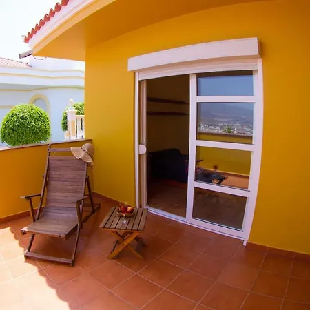 Isabel Villa Costa Adeje (Tenerife)