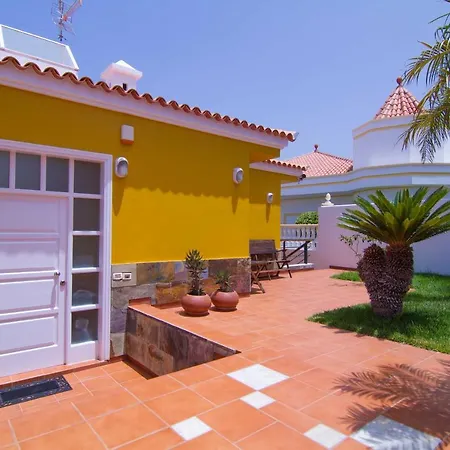 Isabel Villa Costa Adeje (Tenerife)